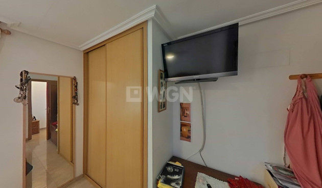 Resale - Apartment / flat - Torrevieja - Estacion De Autobuses