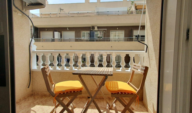 Resale - Apartment / flat - Torrevieja - Estacion De Autobuses