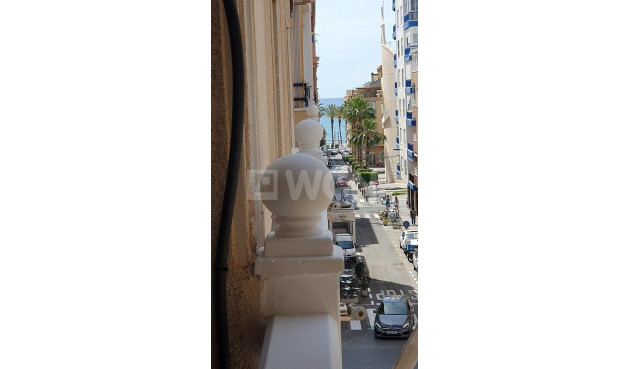 Resale - Apartment / flat - Torrevieja - Estacion De Autobuses