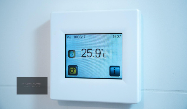 Odsprzedaż - Mieszkanie w bloku - Torrevieja - Punta Prima