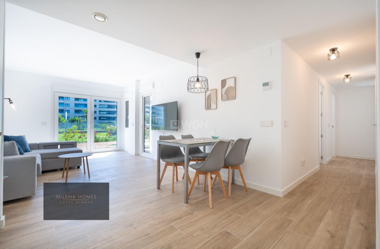 Resale - Apartment / flat - Torrevieja - Punta Prima