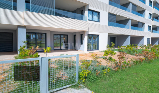 Resale - Apartment / flat - Torrevieja - Punta Prima