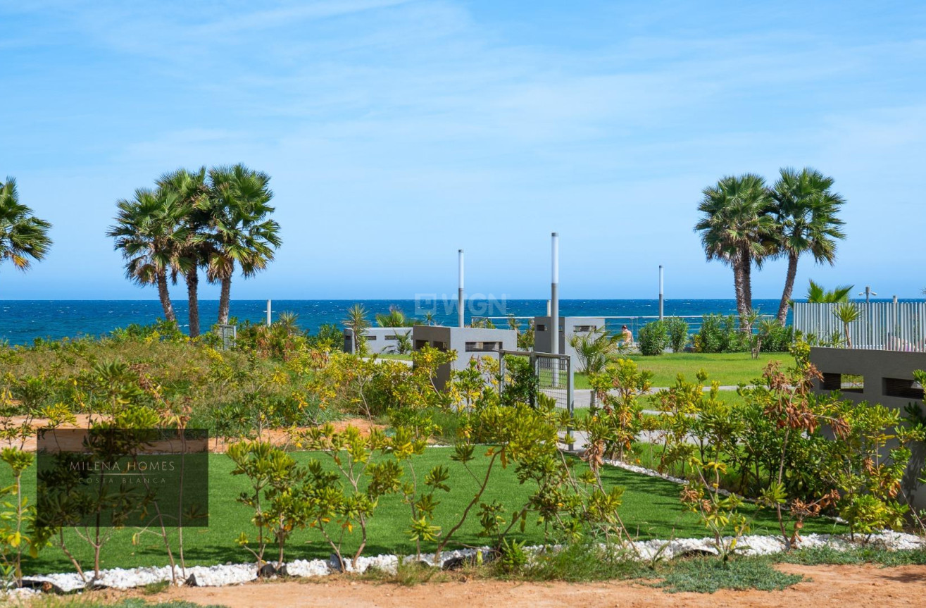 Resale - Apartment / flat - Torrevieja - Punta Prima