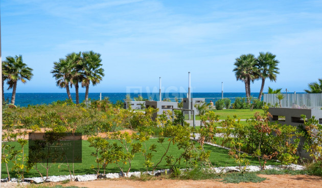 Resale - Apartment / flat - Torrevieja - Punta Prima