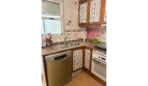 Odsprzedaż - Bungalow - Orihuela Costa - Los Almendros-la Florida