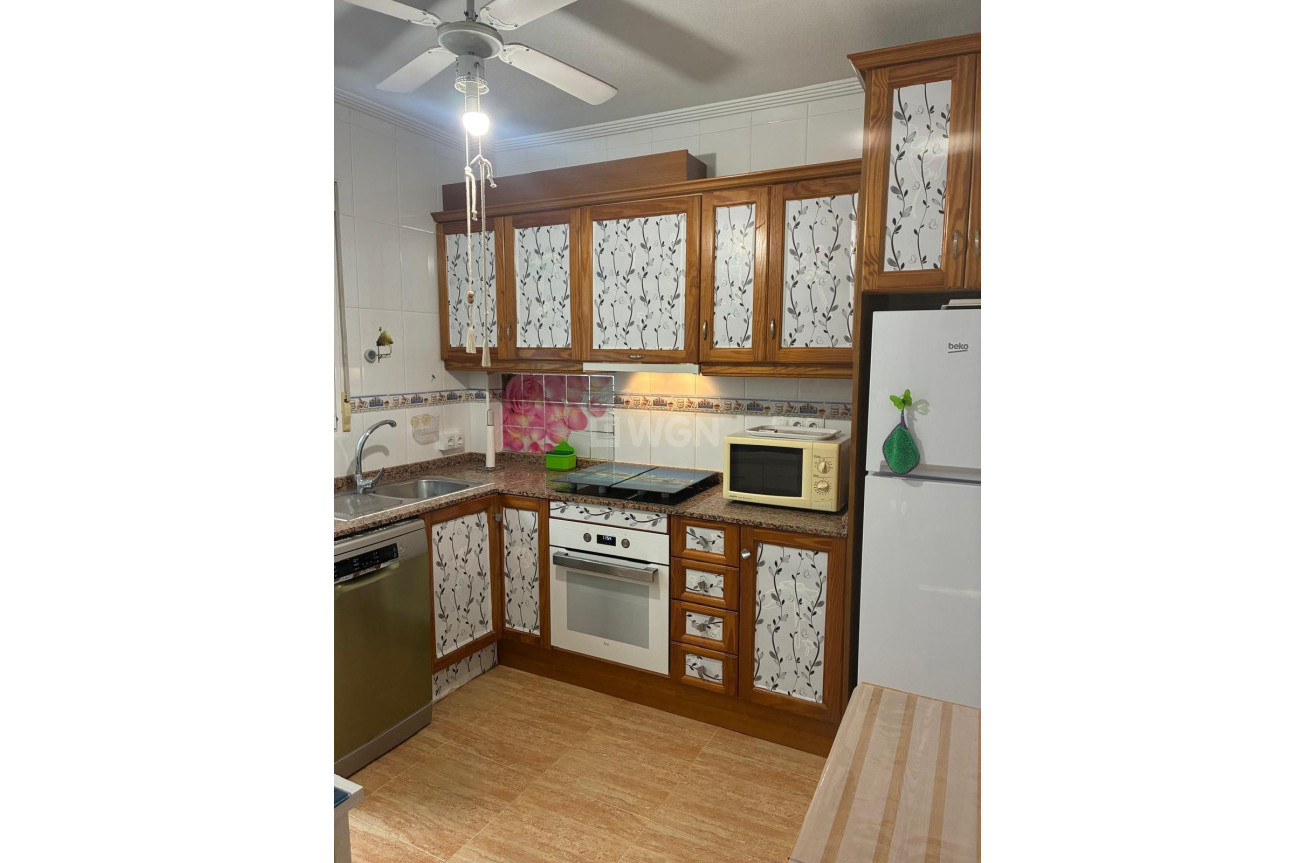 Odsprzedaż - Bungalow - Orihuela Costa - Los Almendros-la Florida