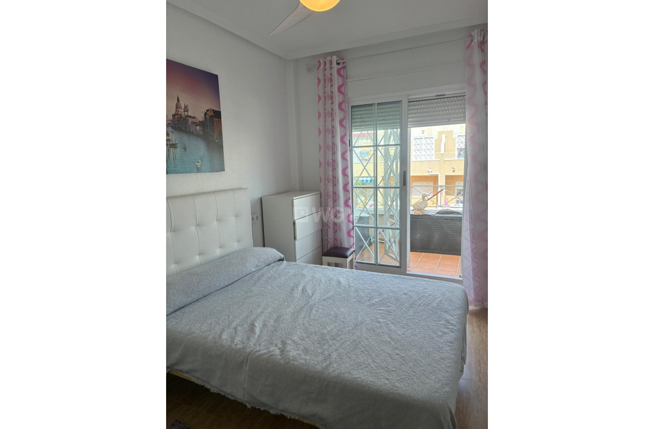 Odsprzedaż - Bungalow - Orihuela Costa - Los Almendros-la Florida