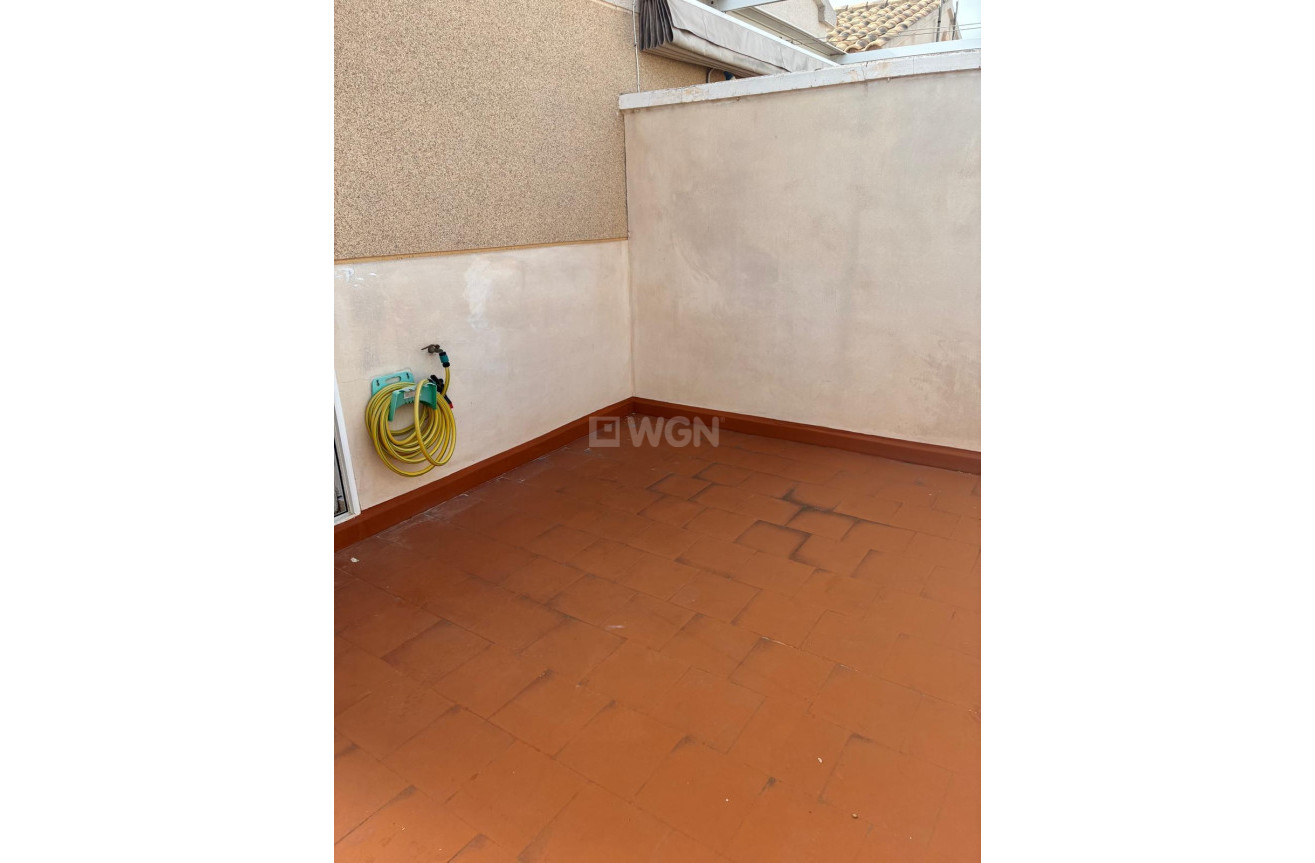 Odsprzedaż - Bungalow - Orihuela Costa - Los Almendros-la Florida