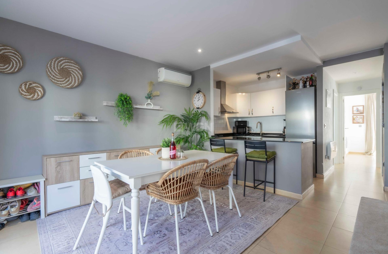 Odsprzedaż - Mieszkanie w bloku - Alhama De Murcia - Condado De Alhama