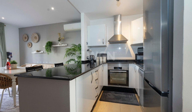 Odsprzedaż - Mieszkanie w bloku - Alhama De Murcia - Condado De Alhama