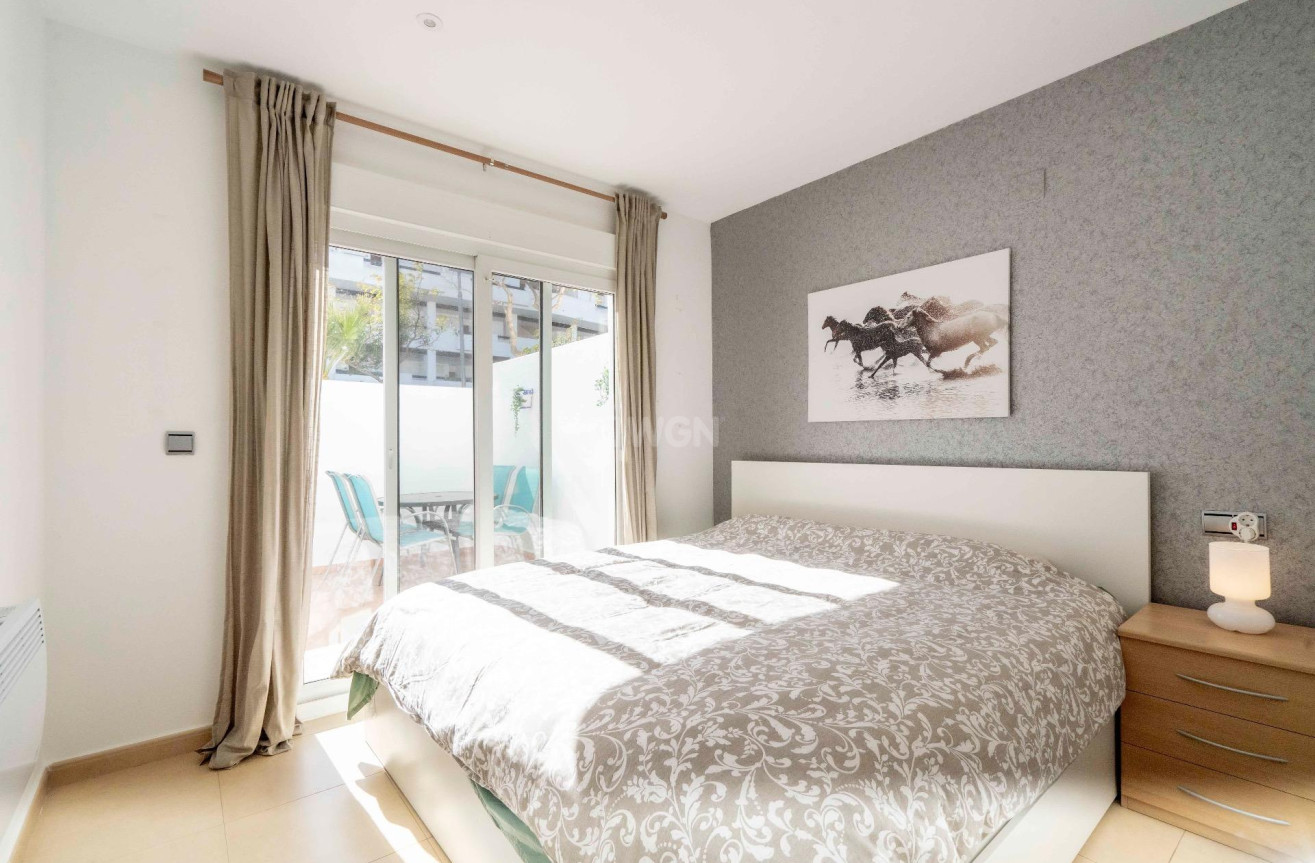 Odsprzedaż - Mieszkanie w bloku - Alhama De Murcia - Condado De Alhama