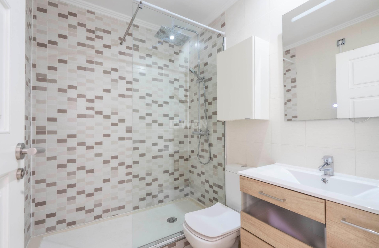 Odsprzedaż - Mieszkanie w bloku - Alhama De Murcia - Condado De Alhama