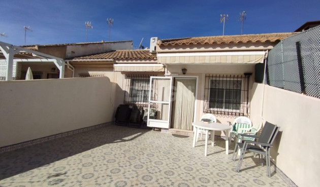 Resale - Bungalow - San Pedro del Pinatar - C/ RIO LLOBREGAT NÂº 111