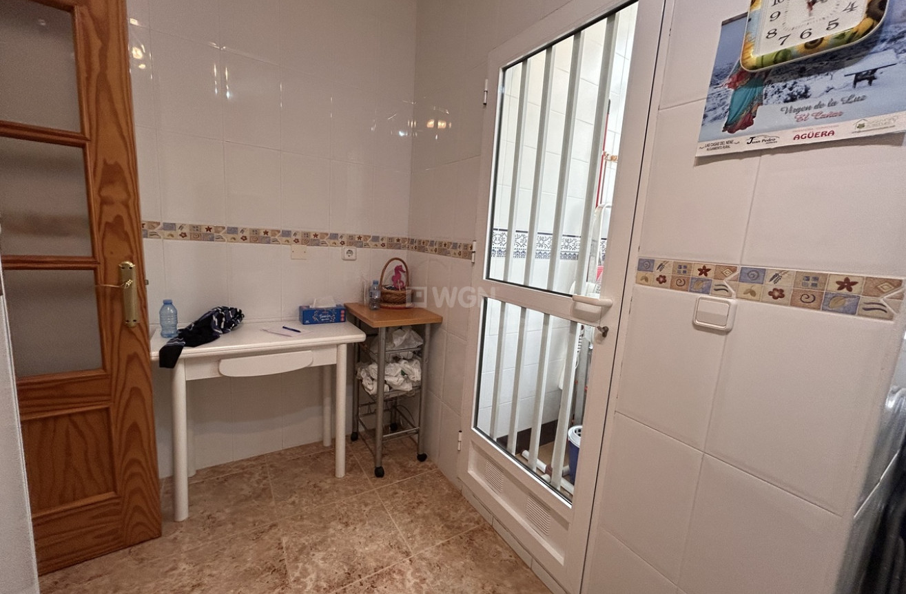 Odsprzedaż - Mieszkanie w bloku - Los Alcázares - Costa Calida