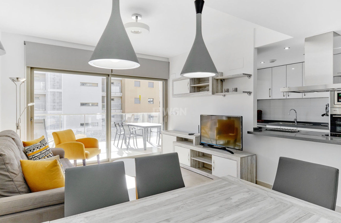 Odsprzedaż - Mieszkanie w bloku - Orihuela Costa - Costa Blanca