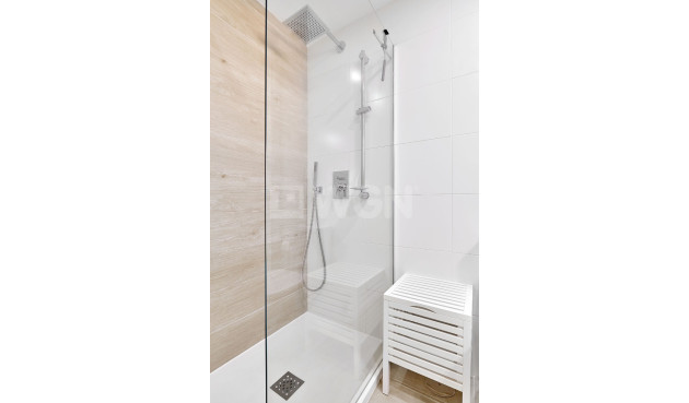 Odsprzedaż - Mieszkanie w bloku - Orihuela Costa - Costa Blanca