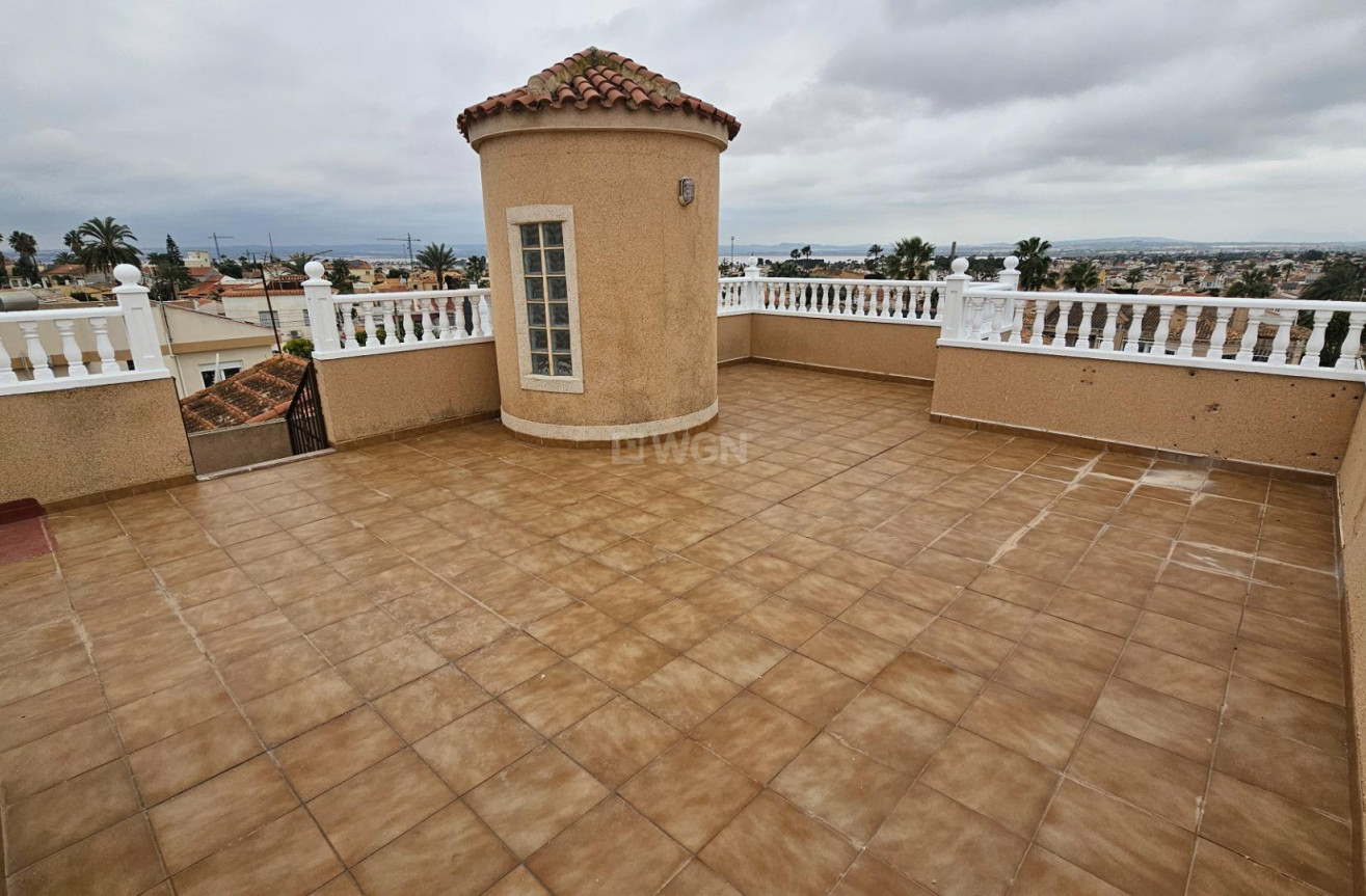 Odsprzedaż - Villa - Torrevieja - El Chaparral