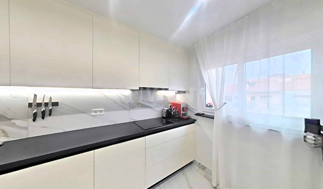 Odsprzedaż - Mieszkanie w bloku - San Pedro del Pinatar - Villananitos