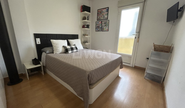 Odsprzedaż - Kamienica - Torrevieja - Costa Blanca