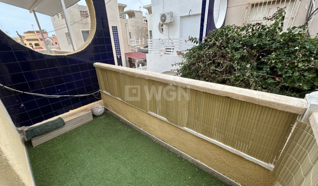 Odsprzedaż - Kamienica - Torrevieja - Costa Blanca