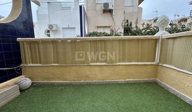 Odsprzedaż - Kamienica - Torrevieja - Costa Blanca