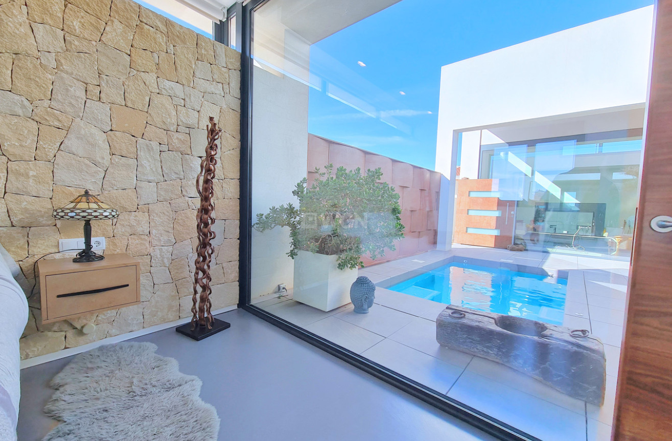 Odsprzedaż - Villa - Los Alcázares - Costa Calida