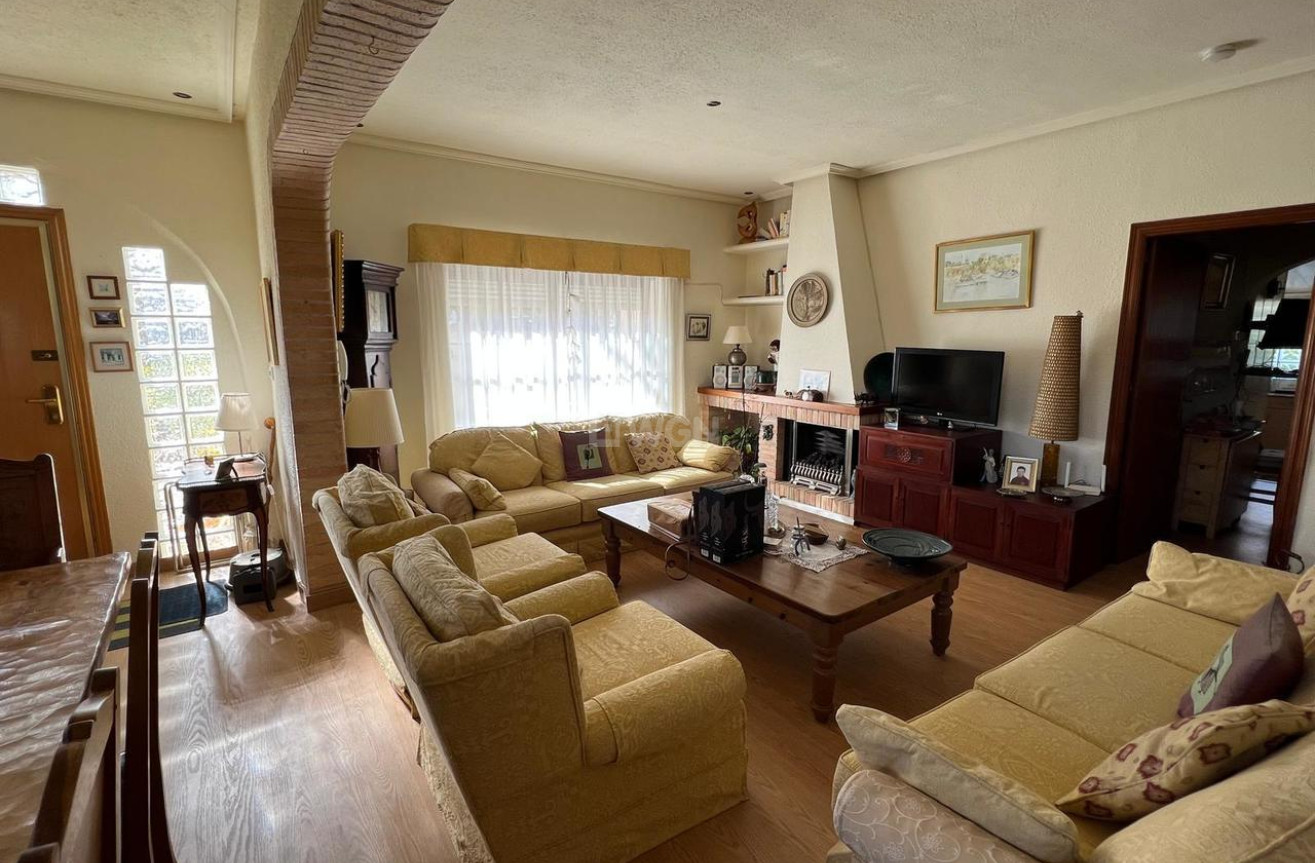 Odsprzedaż - Villa - Cabo Roig - Costa Blanca