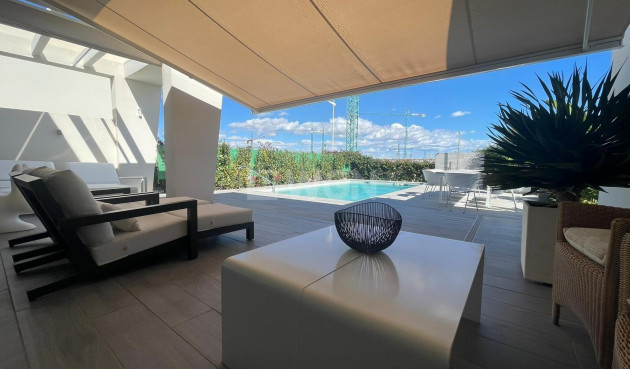 Odsprzedaż - Villa - Algorfa - Club De Golf La Finca