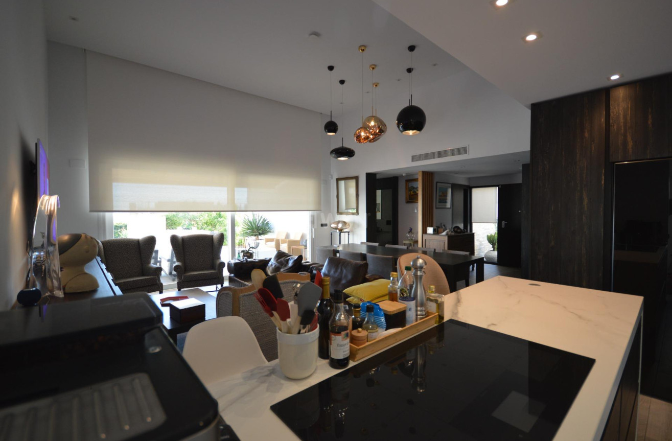 Odsprzedaż - Villa - Algorfa - Club De Golf La Finca