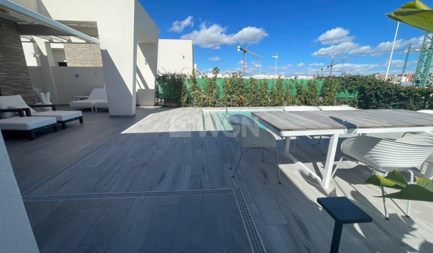 Odsprzedaż - Villa - Algorfa - Club De Golf La Finca