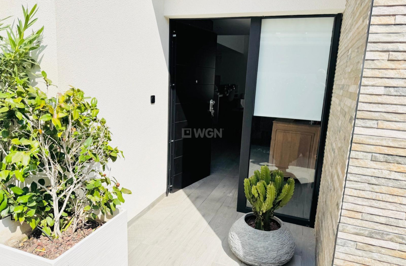 Odsprzedaż - Villa - Algorfa - Club De Golf La Finca