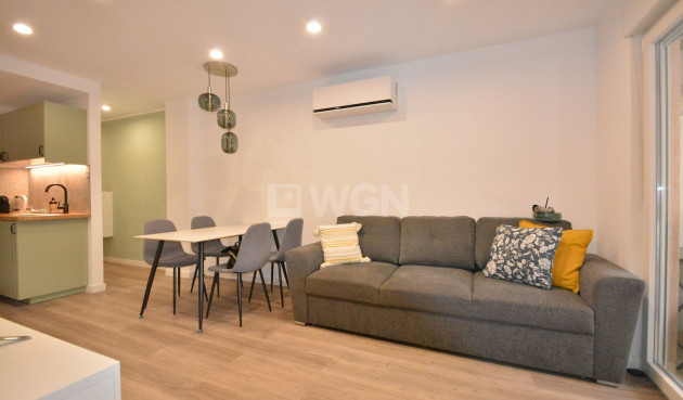 Resale - Apartment / flat - Torrevieja - Costa Blanca