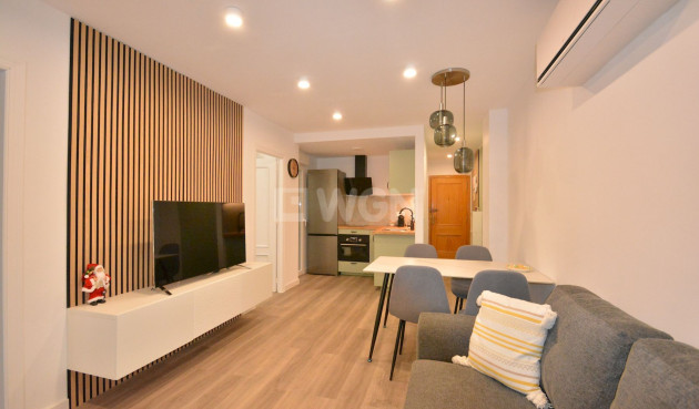 Resale - Apartment / flat - Torrevieja - Costa Blanca