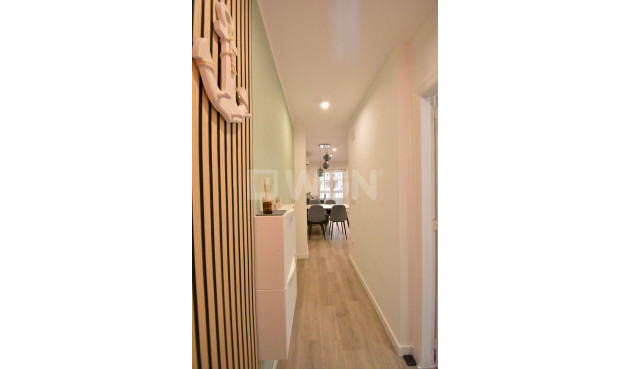 Resale - Apartment / flat - Torrevieja - Costa Blanca