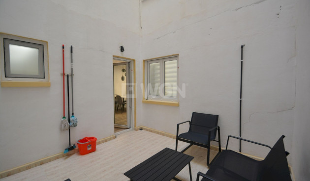 Resale - Apartment / flat - Torrevieja - Costa Blanca