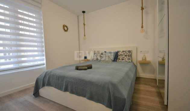 Resale - Apartment / flat - Torrevieja - Costa Blanca