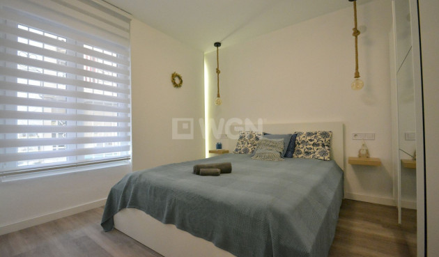 Resale - Apartment / flat - Torrevieja - Costa Blanca