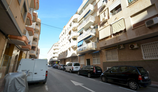 Resale - Apartment / flat - Torrevieja - Costa Blanca