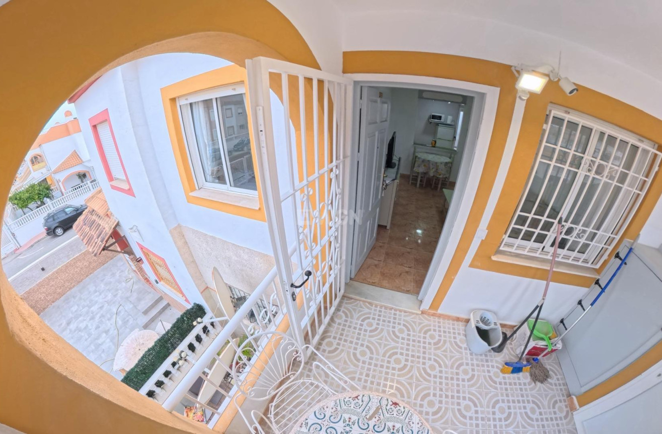 Odsprzedaż - Bungalow - Torrevieja - El Limonar