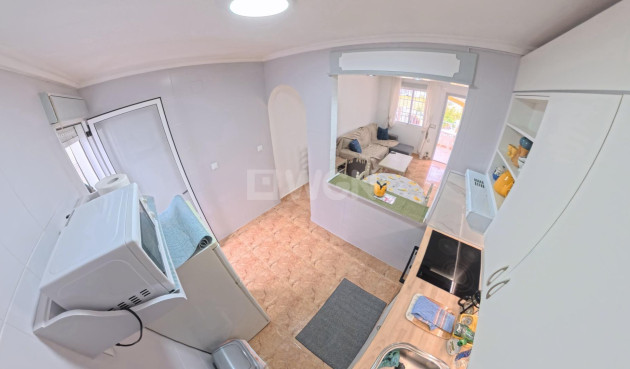 Odsprzedaż - Bungalow - Torrevieja - El Limonar