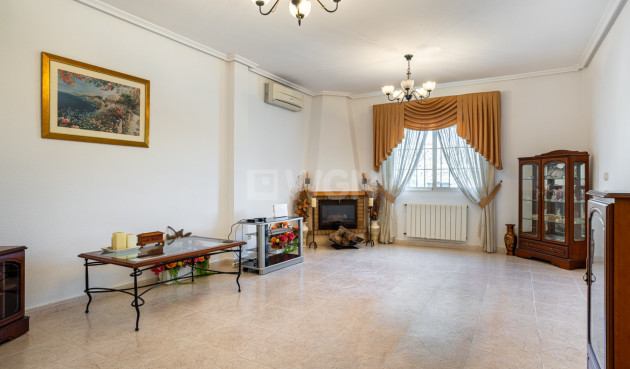 Odsprzedaż - Villa - Bigastro - Inland