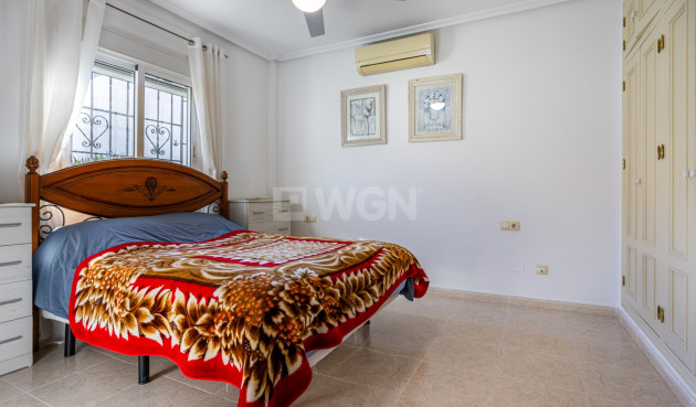 Odsprzedaż - Villa - Bigastro - Inland