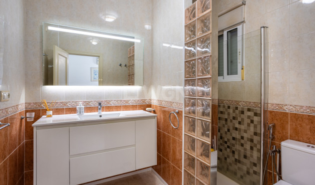 Odsprzedaż - Villa - Bigastro - Inland