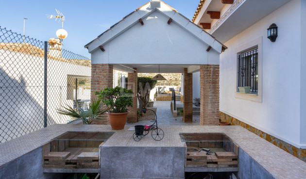 Odsprzedaż - Villa - Bigastro - Inland