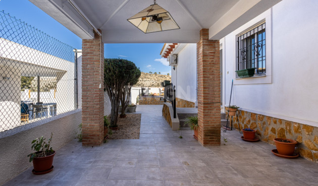 Odsprzedaż - Villa - Bigastro - Inland