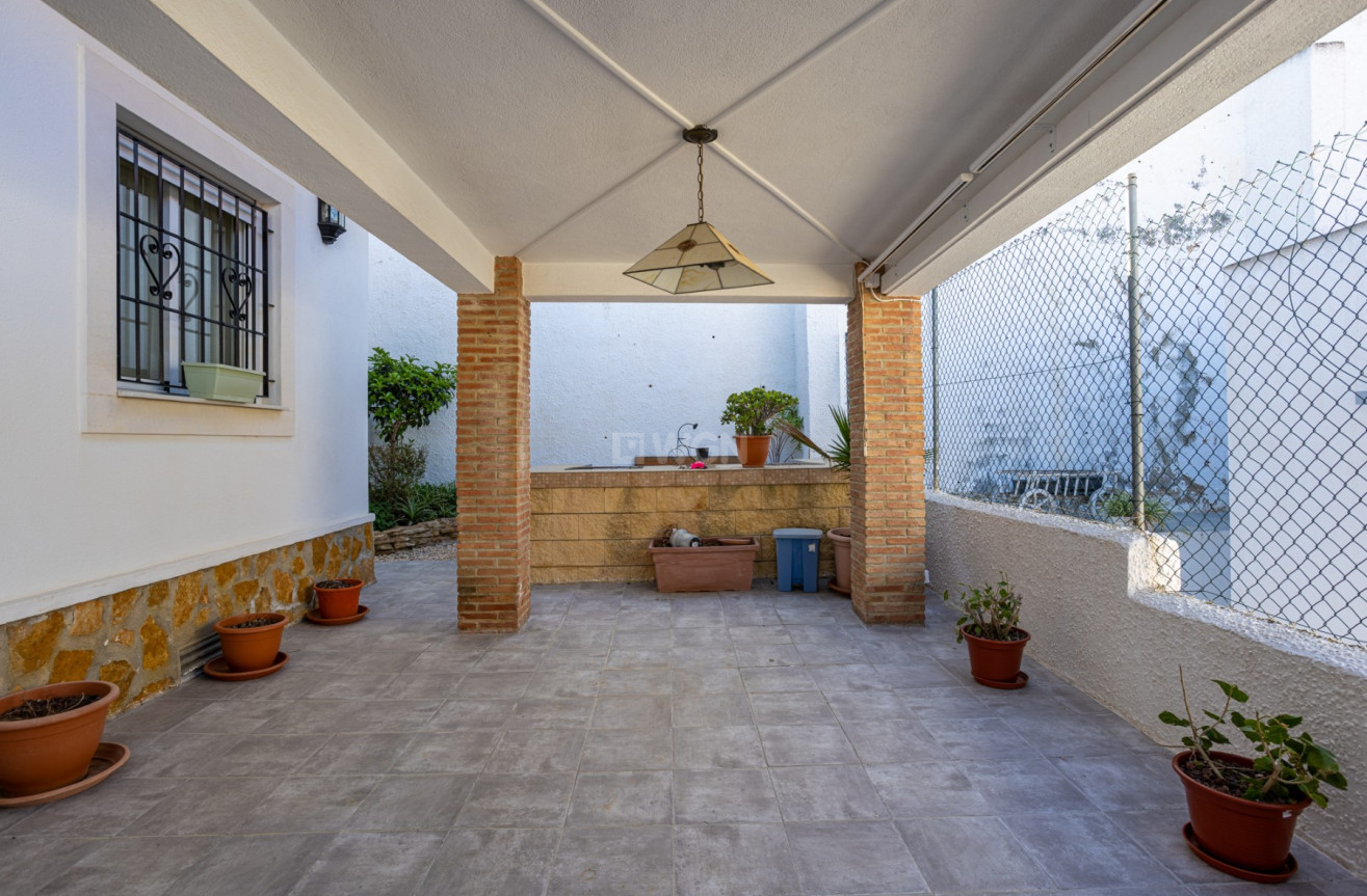 Odsprzedaż - Villa - Bigastro - Inland