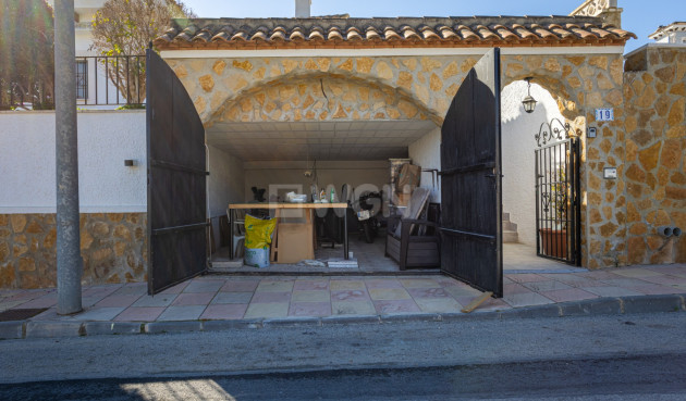 Odsprzedaż - Villa - Bigastro - Inland