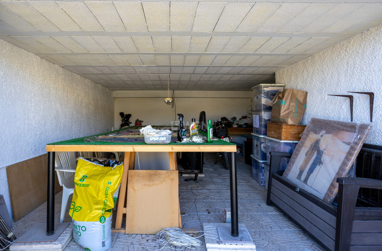 Odsprzedaż - Villa - Bigastro - Inland