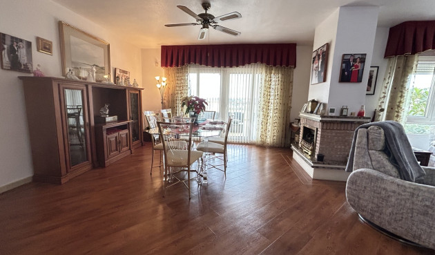 Resale - Villa - Las Ramblas Golf - Inland