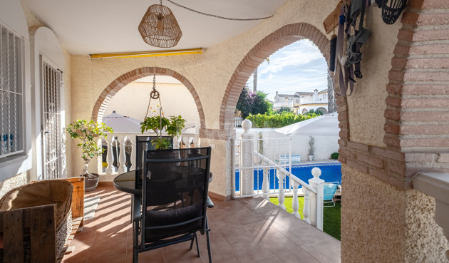 Odsprzedaż - Villa - Santa Pola - Costa Blanca